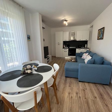 Azzurro Premium Apartment On Bulevard Bogoridi Burgas by Eksteriør bilde