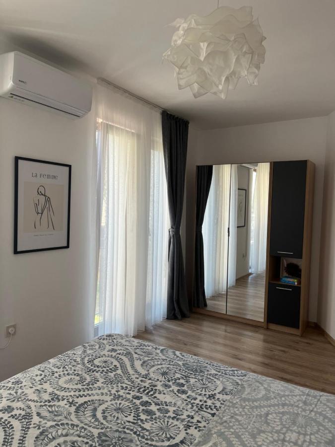 Azzurro Premium Apartment On Bulevard Bogoridi Burgas by Eksteriør bilde